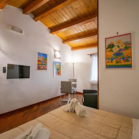 Ruggero 3* Чефалу