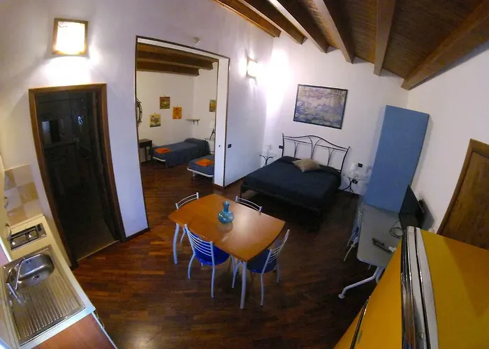 Ruggero 3* Чефалу