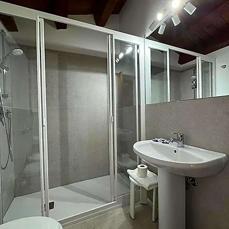 Ruggero Bed & Breakfast 3*