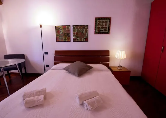 Ruggero Oda ve Kahvaltı Cefalù